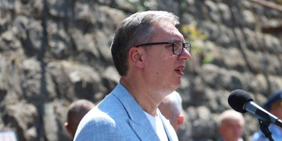 Odjeknulo Vučićevo upozorenje, pa žestok odgovor Prištini: "Kakve veze Ibar ima s Albanijom?" - Otkrio šta se krije iza svega