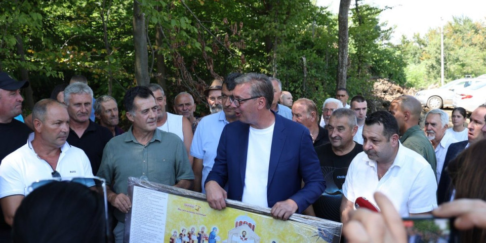 ''Jasno je da su svi blokaderi ujedinjeni protiv njega'' - Brnabić: Vučić je PR Srbije i to najbolji