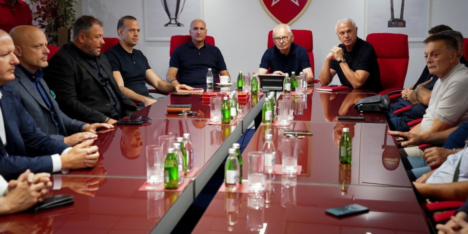 Održan hitan sastanak: Zvezda izdala saopštenje posle debakla u Češkoj