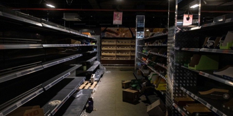 Šokantni prizori u kijevskim supermarketima: Ovo je užas, 5. avgust je sve promenio (FOTO/VIDEO)