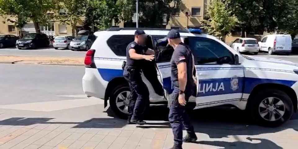 Milionska prevara sa PDV-om! Trojica pala u Novom Pazaru, oštetili budžet Srbije za skoro 39 miliona dinara - za četvrtim prevarantom se traga