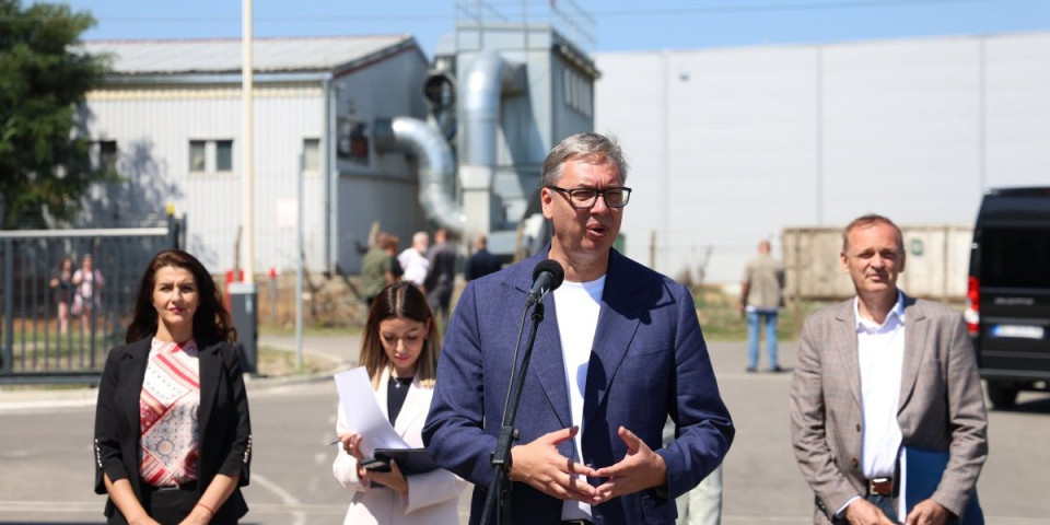 Vučić u Jagodini: Ori se "Aco, Srbine", veličanstven doček za predsednika (FOTO/VIDEO)