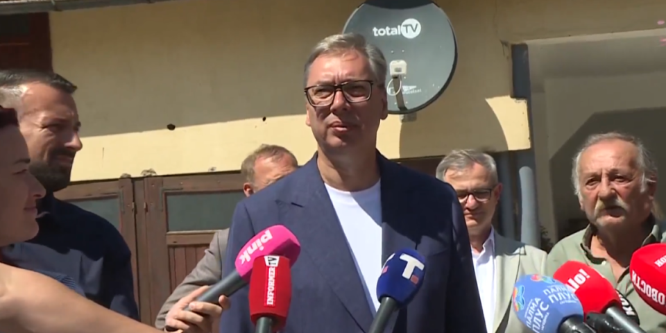 Vučić u Lepojeviću! Predsednik obišao porodičnu vinariju Bora: Imam dobre vesti (FOTO, VIDEO)