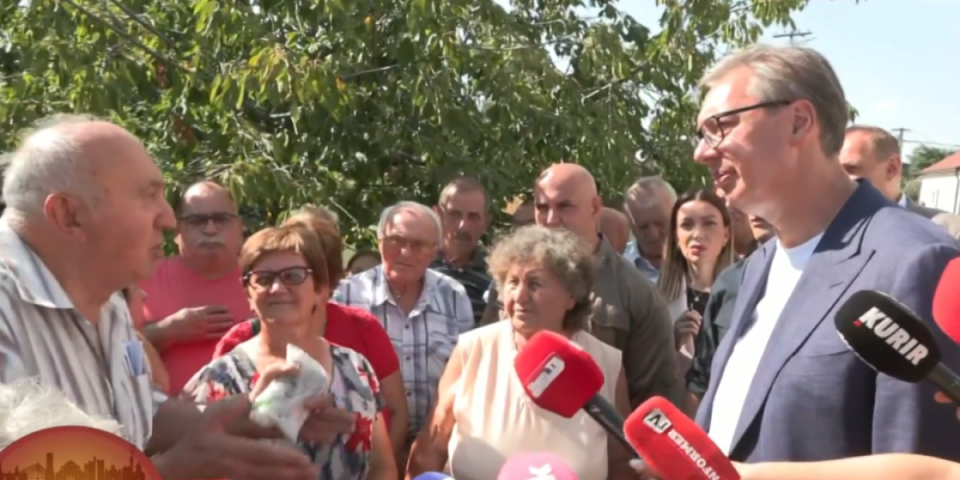 Predsednik u Vitoševcu! Vučić obilazi kompaniju „Gerber-Export": 57 miliona nas košta vodovodna mreža, 650.000 evra ide za puteve!