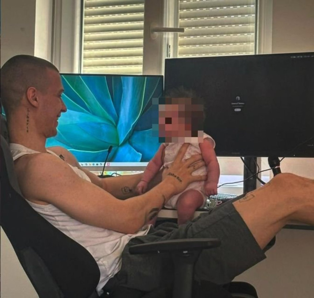 Bivši zadrugar (19) objavio sliku sa ćerkom: Dobio dete sa 20 godina starijom, a razveli se nakon 8 dana