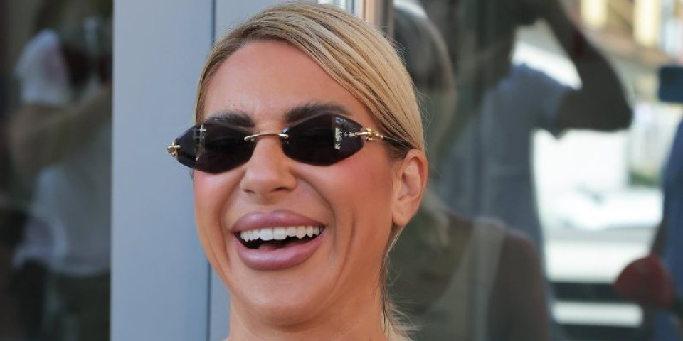 Jovana Jeremić saopštila srećne vesti: "Trebalo je da bude dečak!" - Evo ko će je poroditi