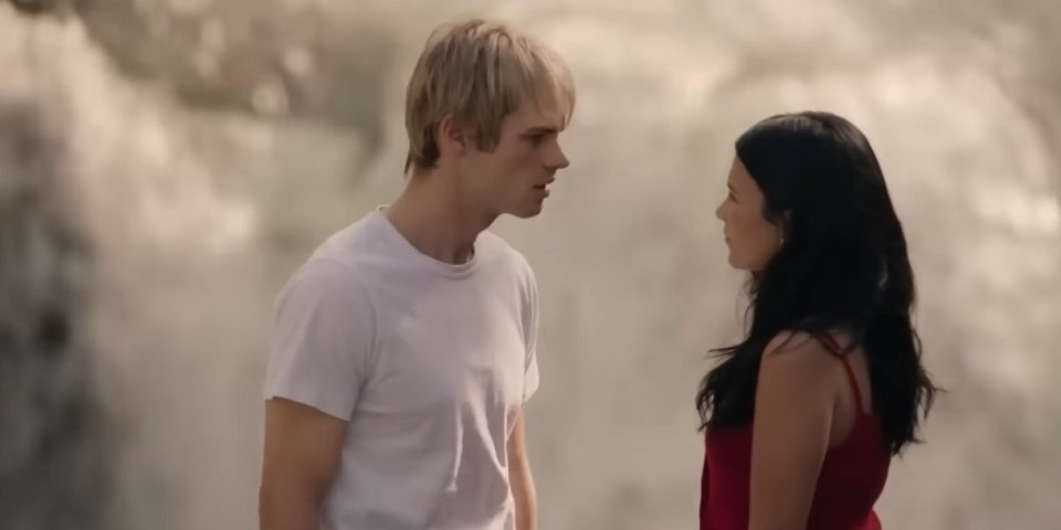Ljubavni haos koji je zaludeo Srbiju: Ovo je najgledanija serija na Netfliksu kod nas