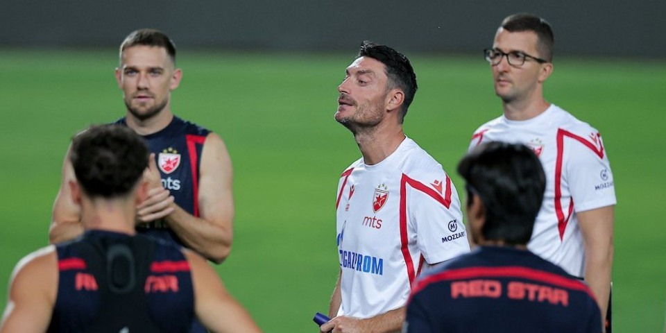 "Pakao" na stadionu, Tramp na klupi! Kako Česi vide duel sa Zvezdom