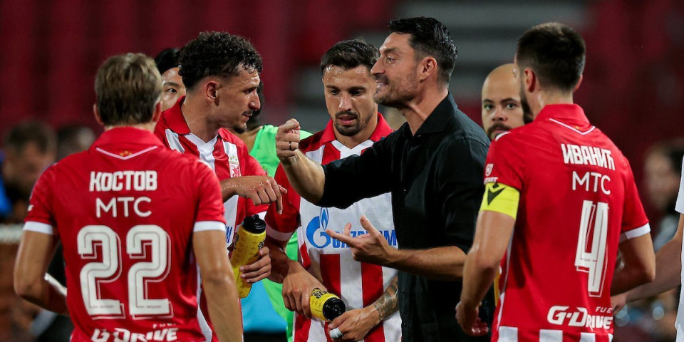 "Ovaj tim će biti čudovište"! Grmi svlačionica Zvezde posle Rijerijog govora (VIDEO)