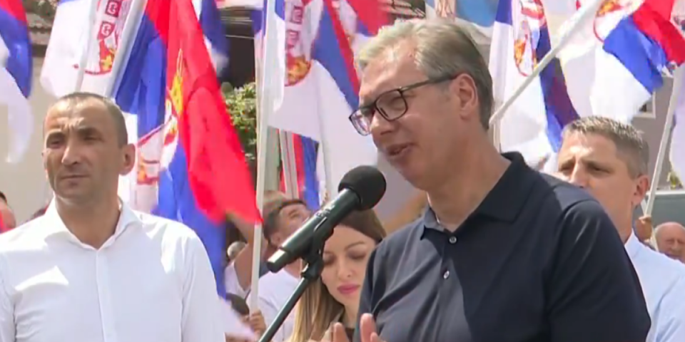 Pun gas! Vučić u Koceljevi: Hvala vam na divnom dočeku, rešićemo probleme sa snabdevanjem vode (FOTO, VIDEO)