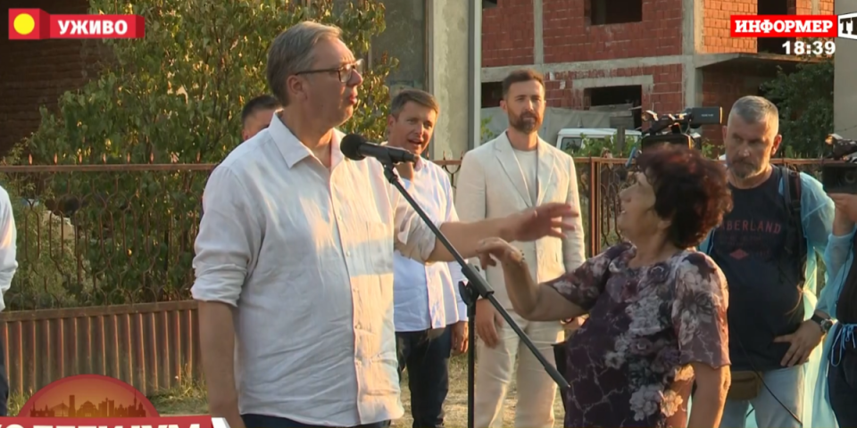 "Hoću i da te poljubim!" Meštanka u Lebanu prišla Vučiću zbog kazne, a onda usledila hit scena (FOTO)