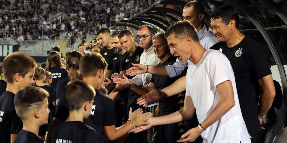 Preokret u Humskoj! Trener ostaje u Partizanu