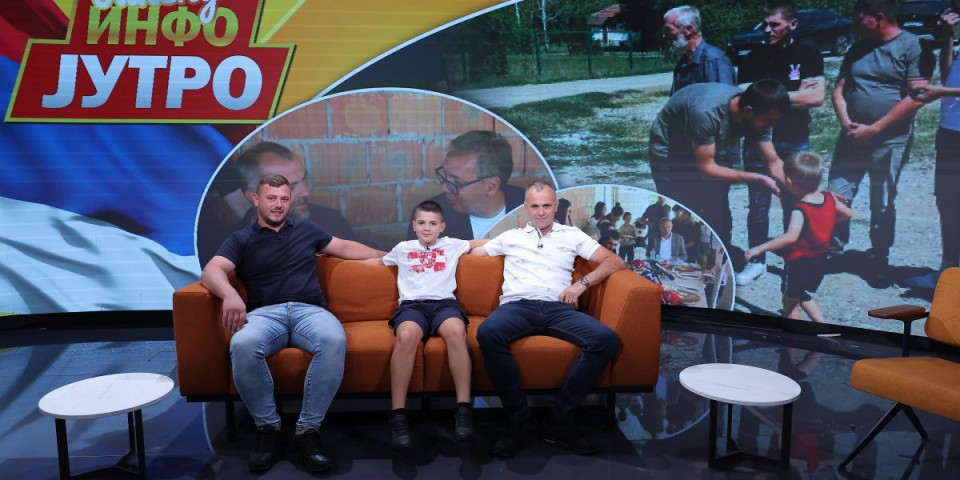 Velibor ima 8 dece i 7 unučadi, a njegov bratanac četvoro: Porodica iz Bunara živi od poljoprivrede i ne planira da stane (VIDEO)