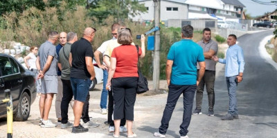 Rešen višedecenijski problem kod Čačka: Ćukavci u Prijevoru dobili nov put (FOTO)