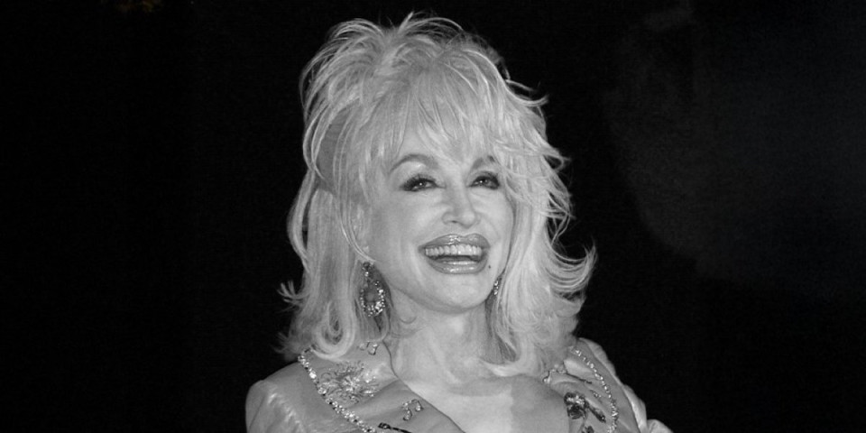Zanemarila svoje zdravlje dok je spasavala muža: Poslednje reči Doli Parton kidaju dušu