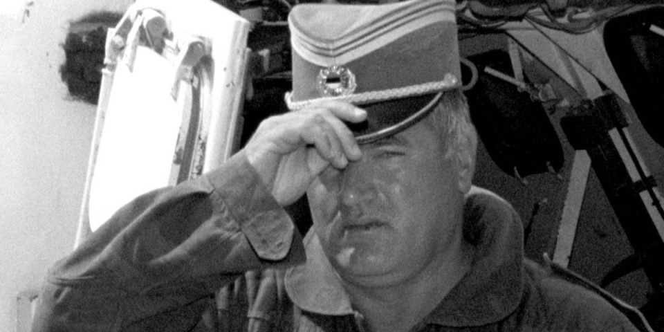 Lišili ga lečenja i ubili! Ratko Mladić je bio nepokretan i jedva govorio - Od ovih bolesti je patio