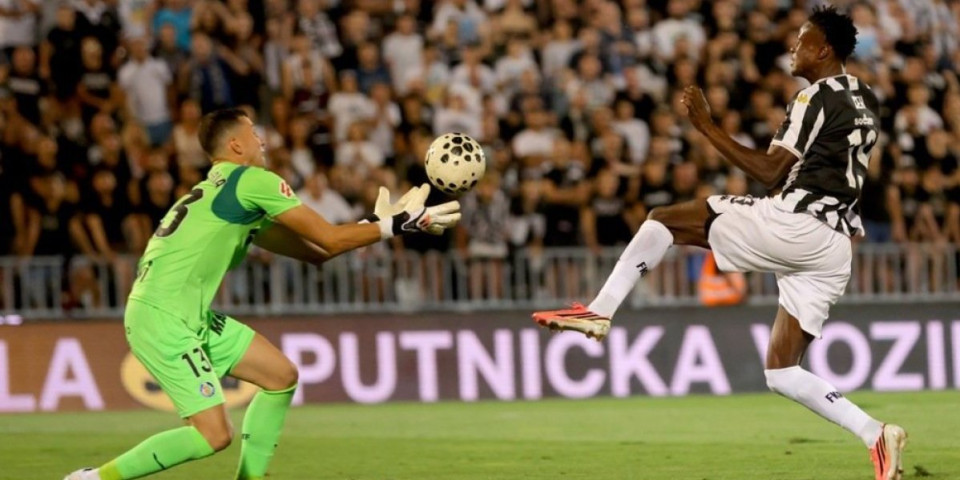 Još jedan kraj u "sezoni kupanja": Partizan se pobedom oprostio od Evrope (VIDEO)