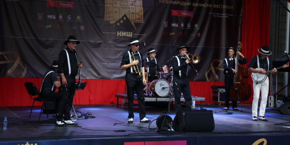 Treće festivalsko veče u Nišu u znaku virtuoznog džeza i dubokih dramskih emocija