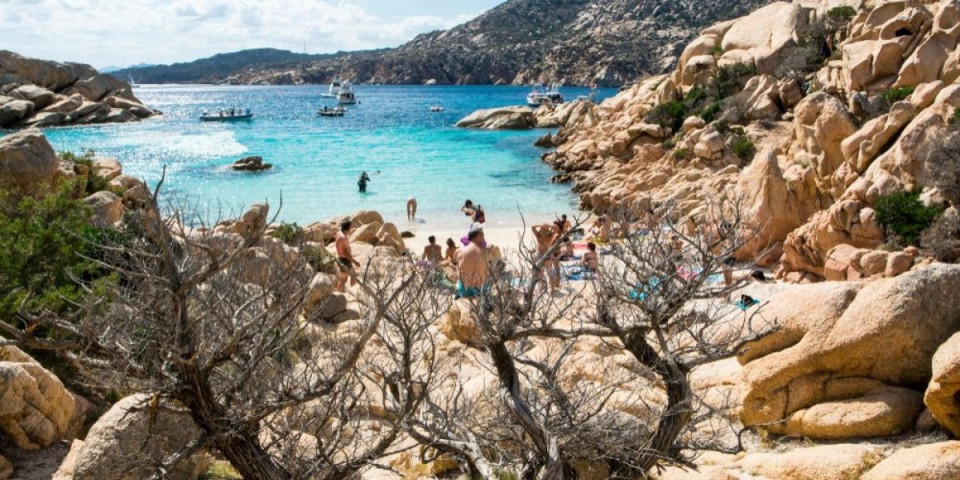 Ovu plažu sme da poseti samo 60 turista dnevno: Fotografije su očaravajuće (FOTO)