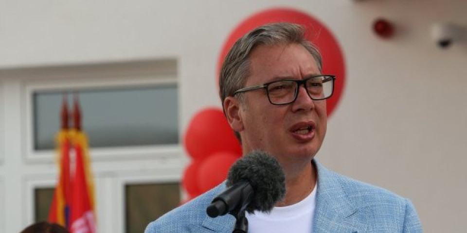 "Neću da ponizim Srbiju": Vučić zagrmeo i rasturio licemerje regiona - Otkrio šta mu traže, pa spomenuo Orića