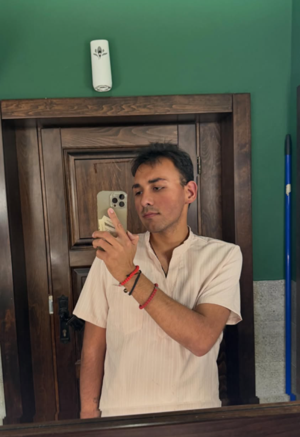 "Pretukli su mi majku i brata!" Napadnuta porodica bivšeg zadrugara - Jezive scene u Smederevu
