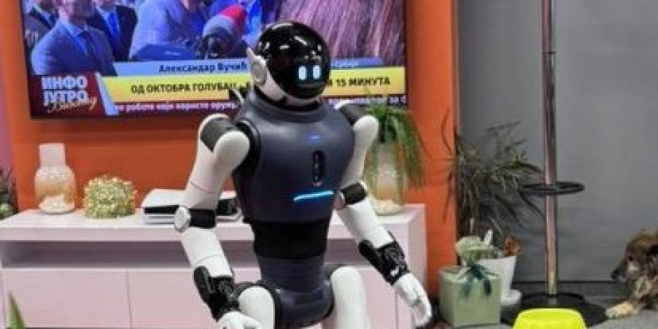 Ekskluzivni gost na Informer TV! Pogledajte ko je ušetao u studio - Niko ga nije očekivao (VIDEO)