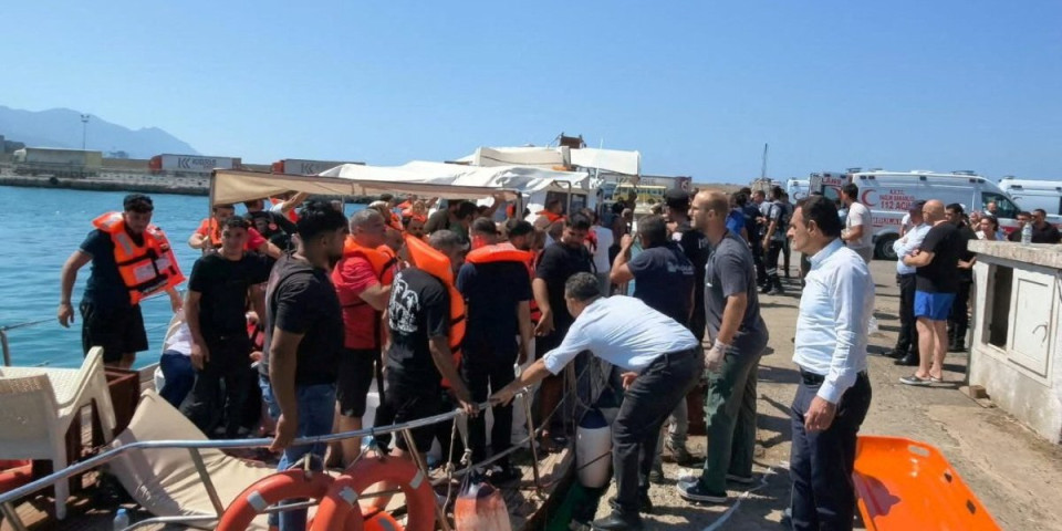 Voda gutala decu, starima nije bilo spasa! Reakcija posade je bila sramna: Brutalna ispovest preživelog u tragediji kod Kipra