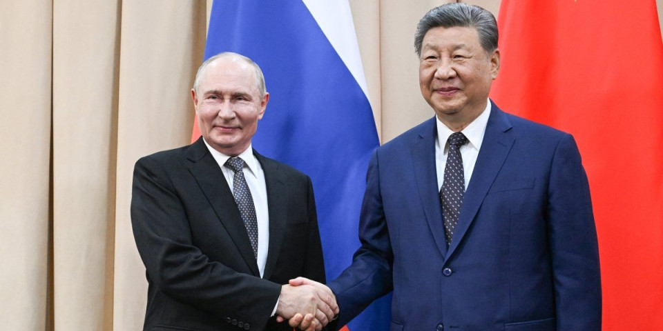 (VIDEO) Sastali se Putin i Si! Na stolu je dokument zbog kog su zapadni centri moći u panici: Rusija i Kina prave dogovor koji menja sve