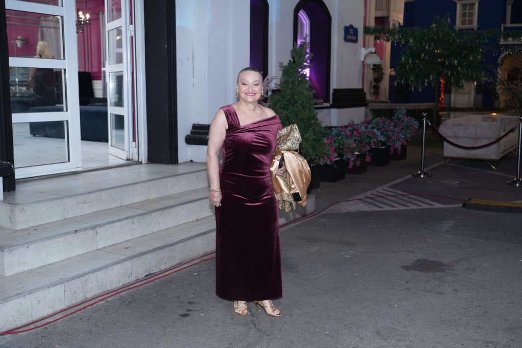 "Doktor mi je malopre rekao..." Milica nakon operacije otkrila u kakvom je stanju - Evo ko je sa njom dok se bori sa rakom