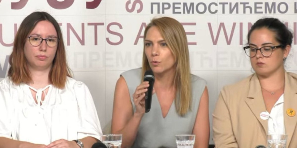Ma ne, nije obojena revolucija! I ona je govorila na blokaderskoj konferenciji: Spisak donatora Ane Toskić Cvetinović sve govori