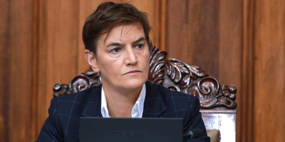 Brnabićeva rasturila blokaderske laži! Ovo je režiran narativ za napad na Srbiju - zašto bi neko skup softver koristio na random grupi od dvoje ljudi