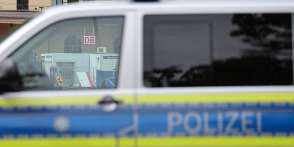 Nemačka zavijena u crno: Divljačkom vožnjom ubio četvoro tinejdžera, srča rasuta svuda po putu