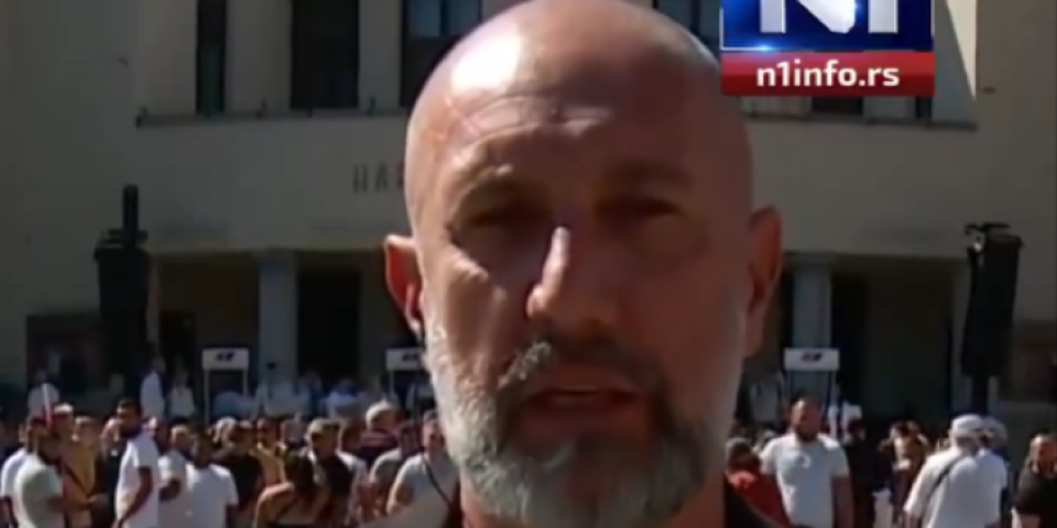 Lekcija za tajkunskog novinara! Nišlija očitao bukvicu reporteru N1: Zašto prodajete državu, zašto se  klanjaš Dinku Gruhonjiću?! (VIDEO)