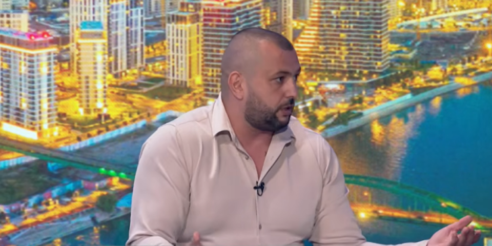 "Drogirao sam se N1 i Novom S - ispirali su mi mozak najgorim lažima!" Ispovest novinara Informera o najvećoj trovačnici u Srbiji (FOTO/VIDEO)