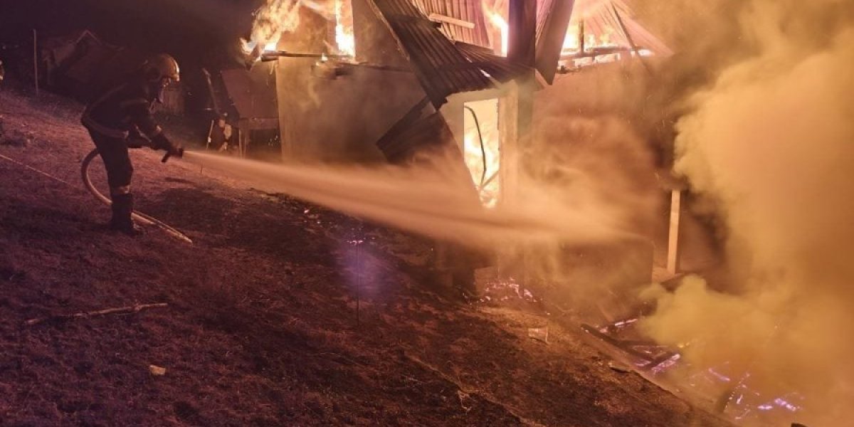 Požar u selu Gostun, izgorela kuća porodice Bojović