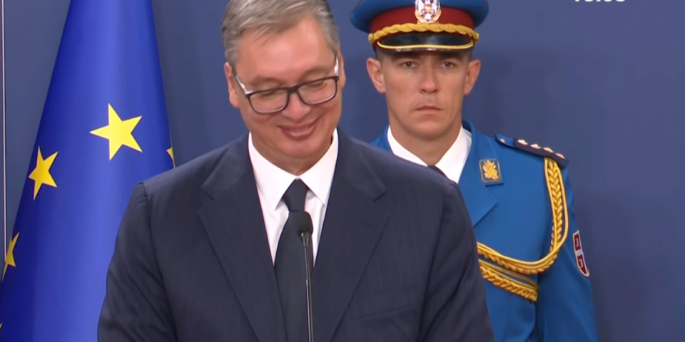 Zagreb na aparatima, histerija u regionu! Mreže gore zbog Vučićeve najave: "Šta im radi, lepteje*o!" (FOTO)