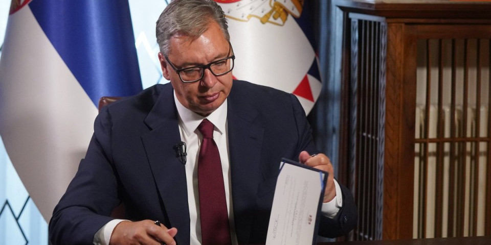 Vučić saopštio dve važne odluke - Tiču se cele nacije!