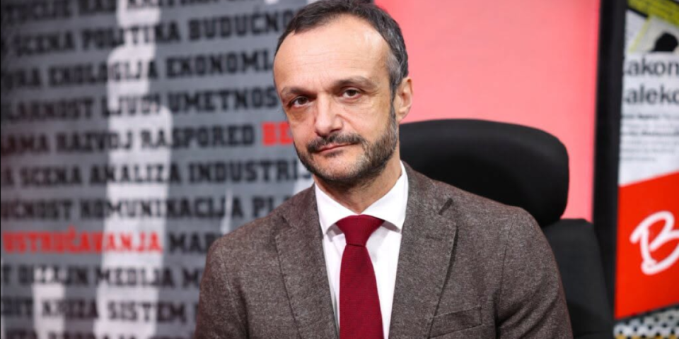 Dejan Mirović priznao debakl blokadera: Sklonili su Lompara, Vučić sad može mirno da ih izbriše na izborima