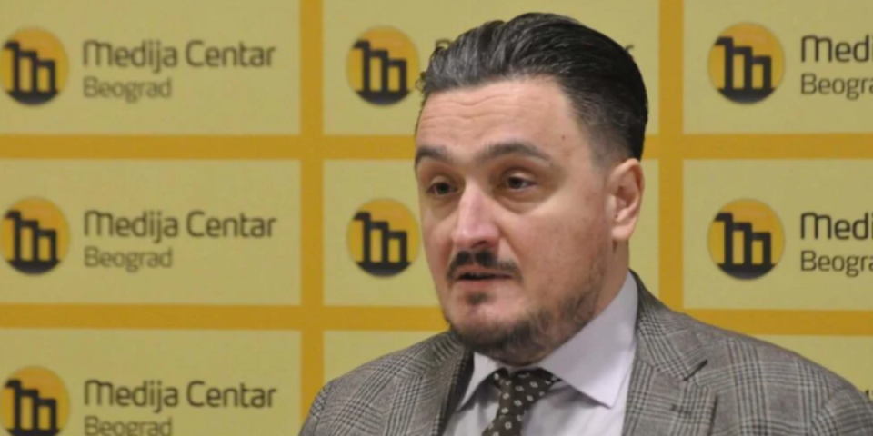Panika ih dovela do ludila! Rajić bi da raspušta tužilaštva i zabranjuje rad ljudima: Pogledajte bolesne pretnje blokaderskog advokata (FOTO)