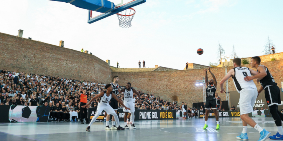 Partizan slavio u duelu crno-belih: Karlik razvalio Alimpijevića i družinu na Kalemegdanu!