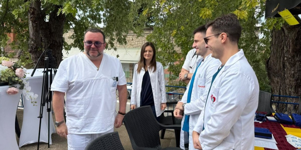 Lazarević: Niš prepoznao bele mantile na terenu, mladi lekari nesebično pomažu u misiji zdravlja