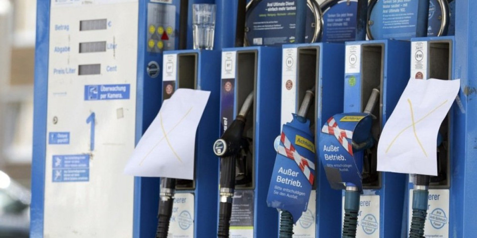 Haos u Nemačkoj! Ljudi došli na pumpe i zapanjili se: Ovo je bez presedana