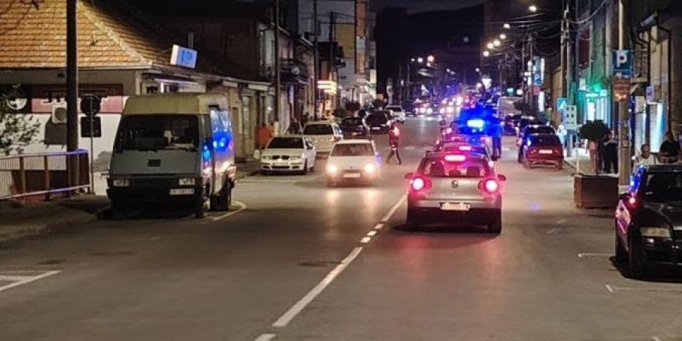 Auto pokosio ženu pred decom: Policija i lekari na terenu, uviđaj u toku! (FOTO)
