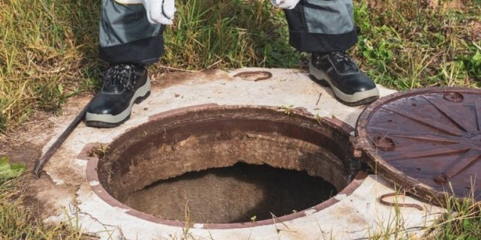 Kako otpušiti septičku jamu: Možete to sami besplatno i bez majstora, ali pažljivo