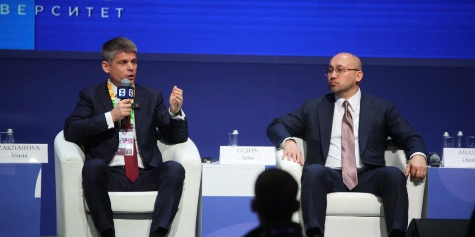 "Srbija je jedina zemlja u Evropi koja nije uvela sankcije Rusiji!": Gujon na forumu u Jekaterinburgu