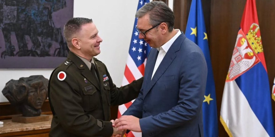 Važan sastanak Vučića i američkog generala: Predsednik otvoreno o tenzijama na KiM i bezbednosti Srba (FOTO)