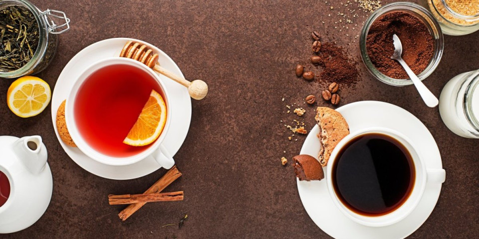 Kafa ili čaj? Evo koji napitak je bolji za vaš želudac i srce