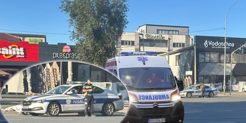 Prve slike sa mesta nesreće na Karaburmi: Telo žene na ulici prekriveno čaršafom (FOTO)