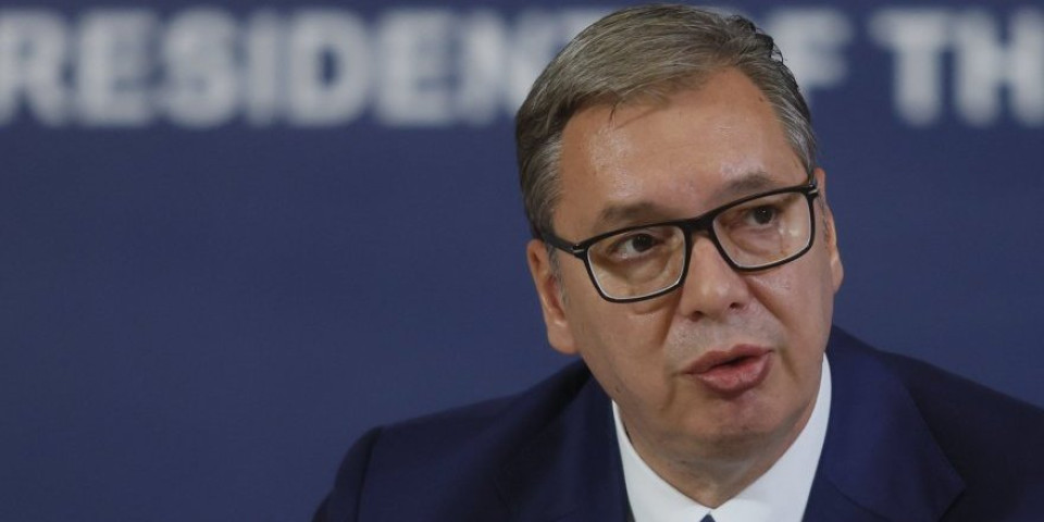 Ekskluzivni intervju sa šefom države! Vučić za Informer TV: Ne pretimo nikome, ali se pripremamo za budućnost