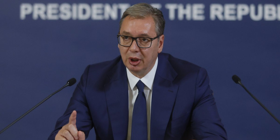 Zašto beže od TV duela? Vučić patosirao blokadere: Nije to baš tako jednostavno kada nije džak preko puta, nego živ čovek koji se brani